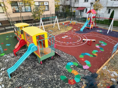 Echipament trenulet pentru parcuri
